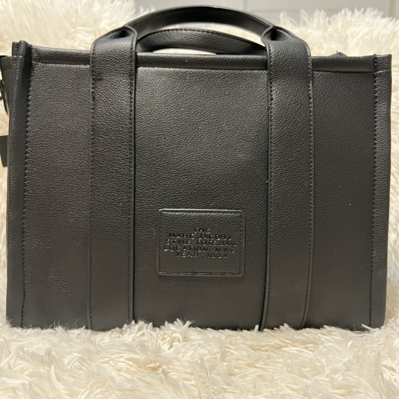 Bags - Picture 3 of 4